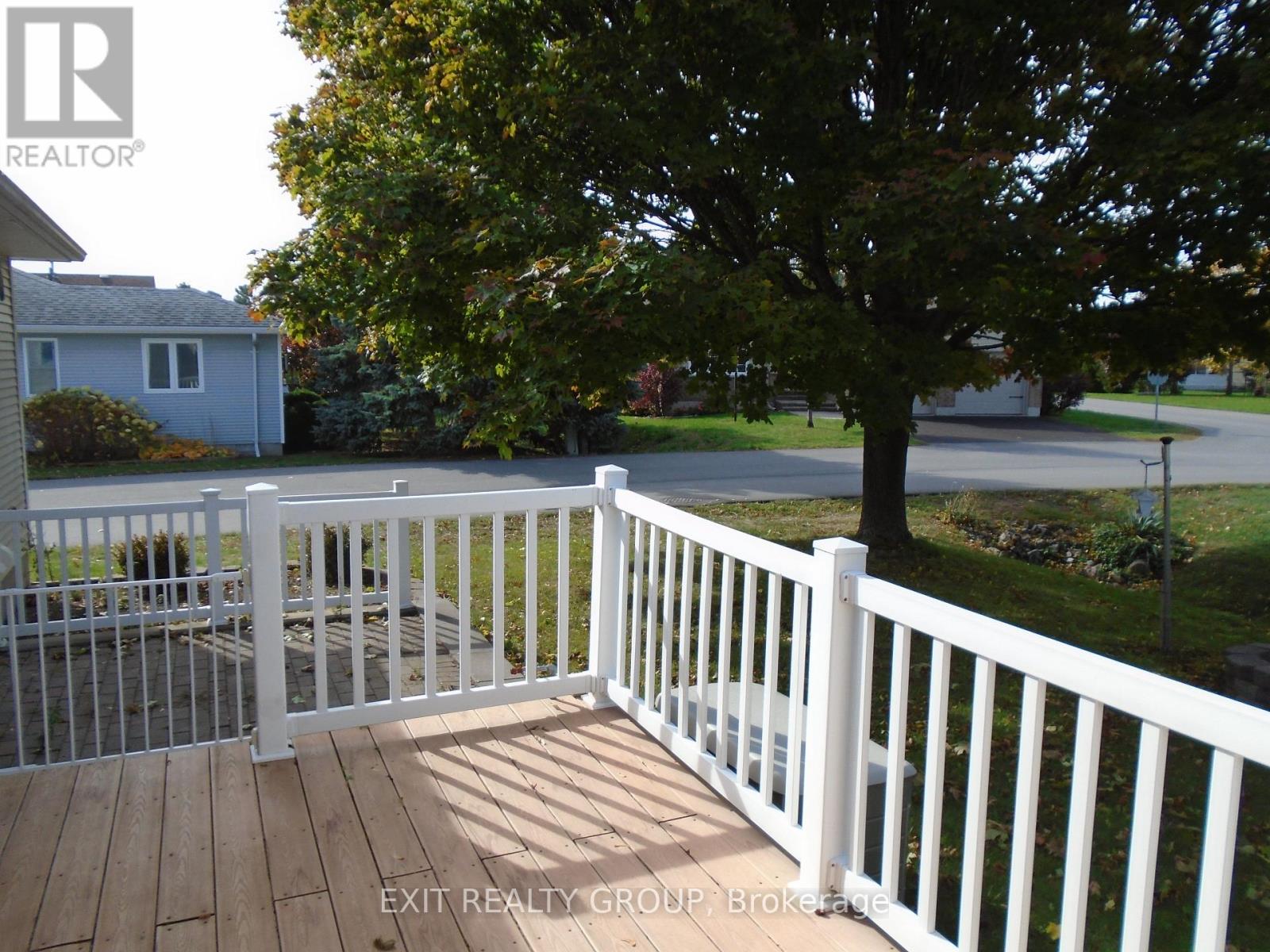 36 Cretney Drive, Prince Edward County, Ontario  K0K 3L0 - Photo 27 - X12499078