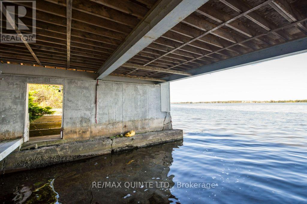 1190 County 3 Road, Prince Edward County, Ontario  K8N 4Z1 - Photo 44 - X12499362