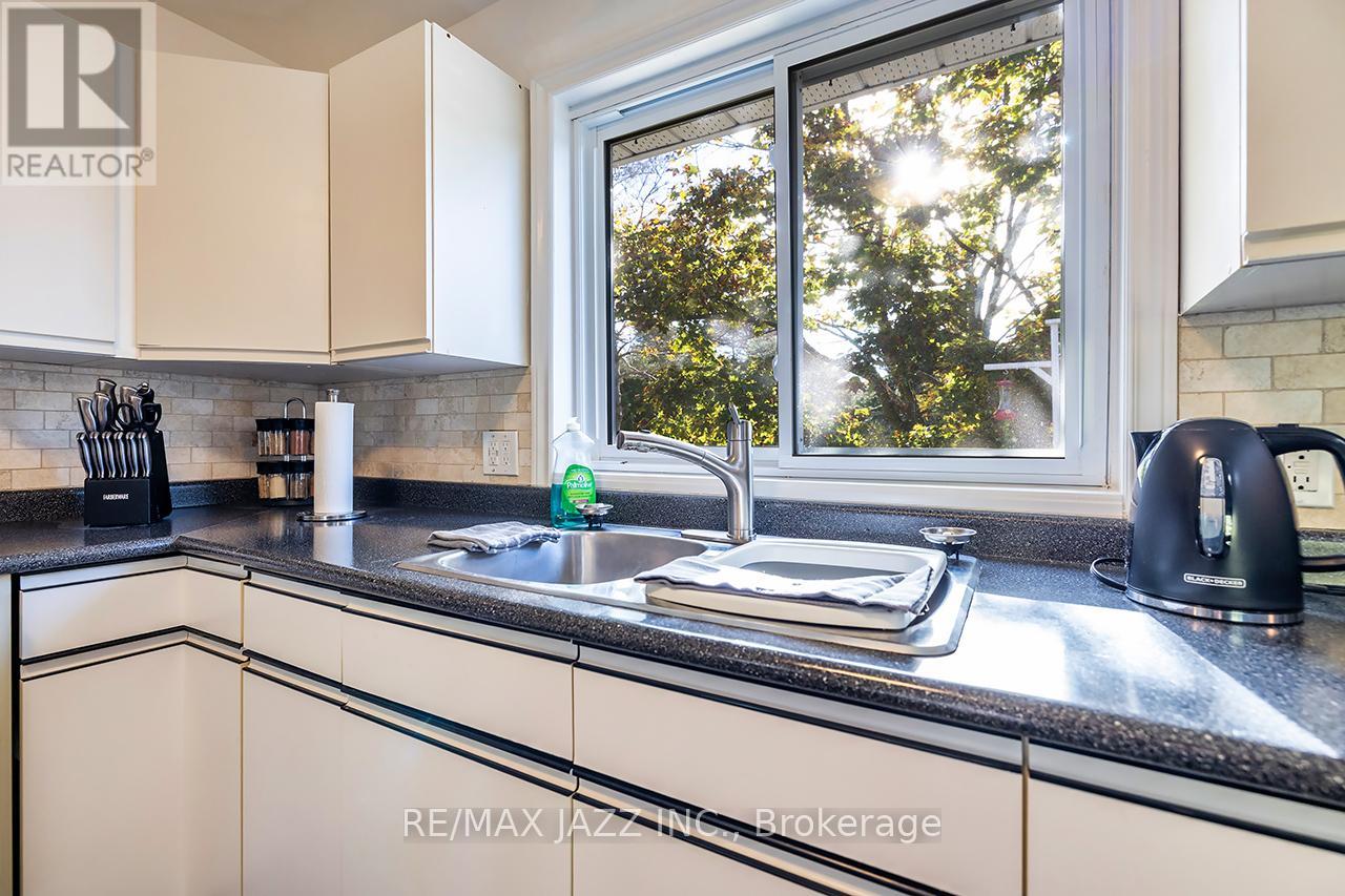 2552 Van Luven Road, Hamilton Township, Ontario  K0K 1C0 - Photo 10 - X12501562