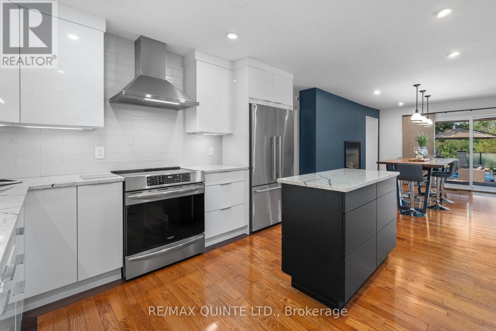 100 Bay Breeze Street, Prince Edward County, Ontario  K8N 0L4 - Photo 17 - X12502676