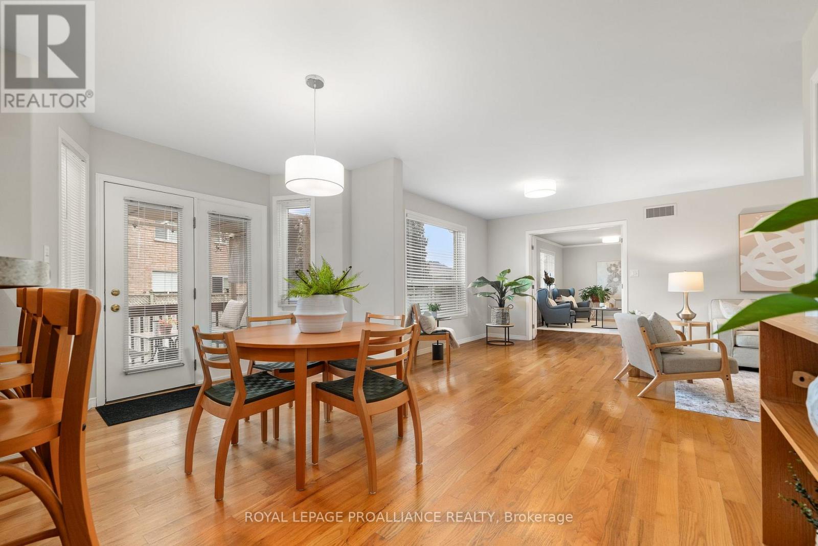 8 Linden Lane, Belleville, Ontario  K8N 5W9 - Photo 15 - X12503154