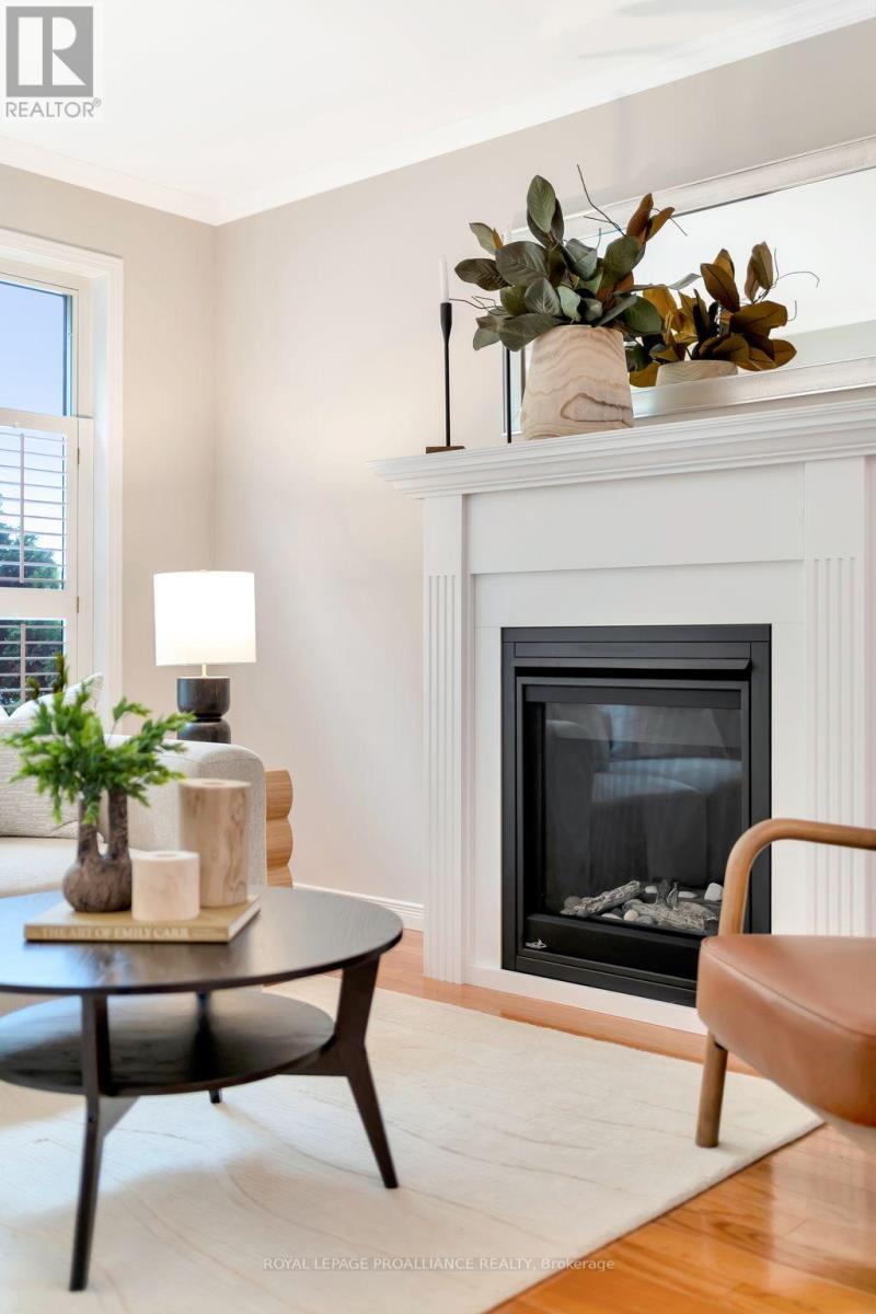 8 Linden Lane, Belleville, Ontario  K8N 5W9 - Photo 26 - X12503154