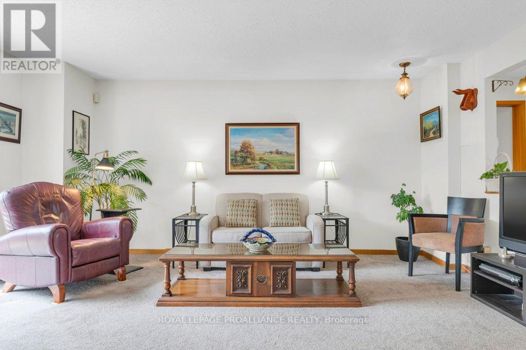 255 Huffman Road, Quinte West, Ontario  K0K 2C0 - Photo 5 - X12504888