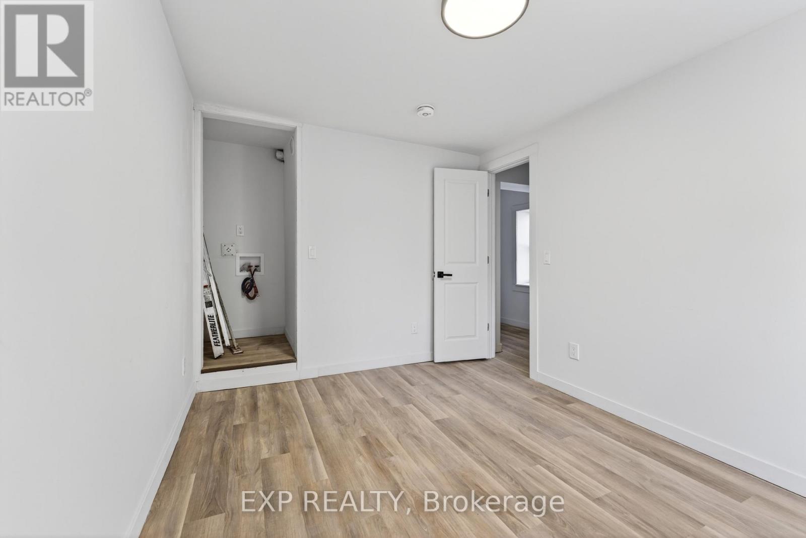 19 & 21 Railway Terrace, Belleville, Ontario  K8N 2R8 - Photo 29 - X12506892