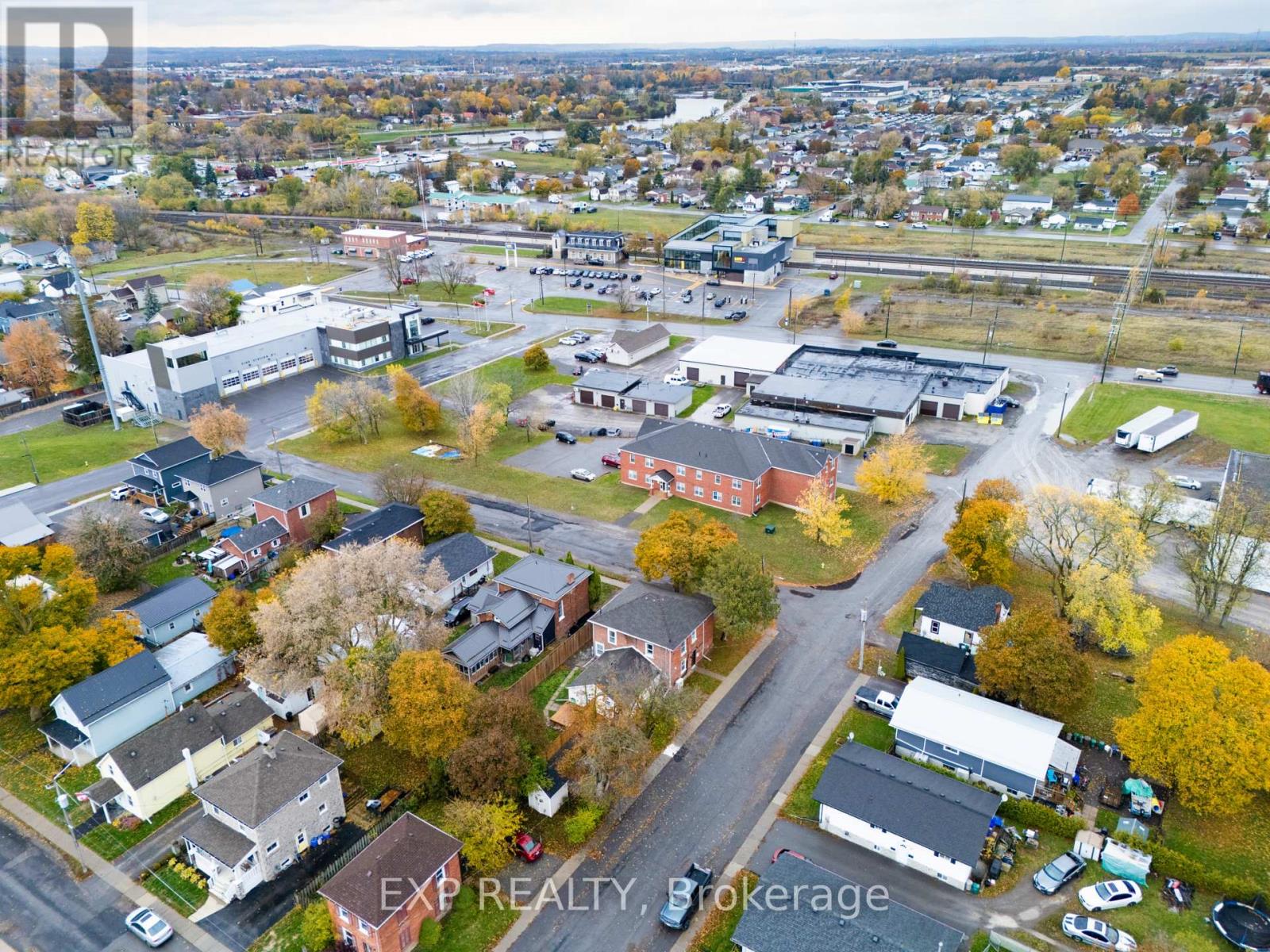 19 & 21 Railway Terrace, Belleville, Ontario  K8N 2R8 - Photo 46 - X12506892