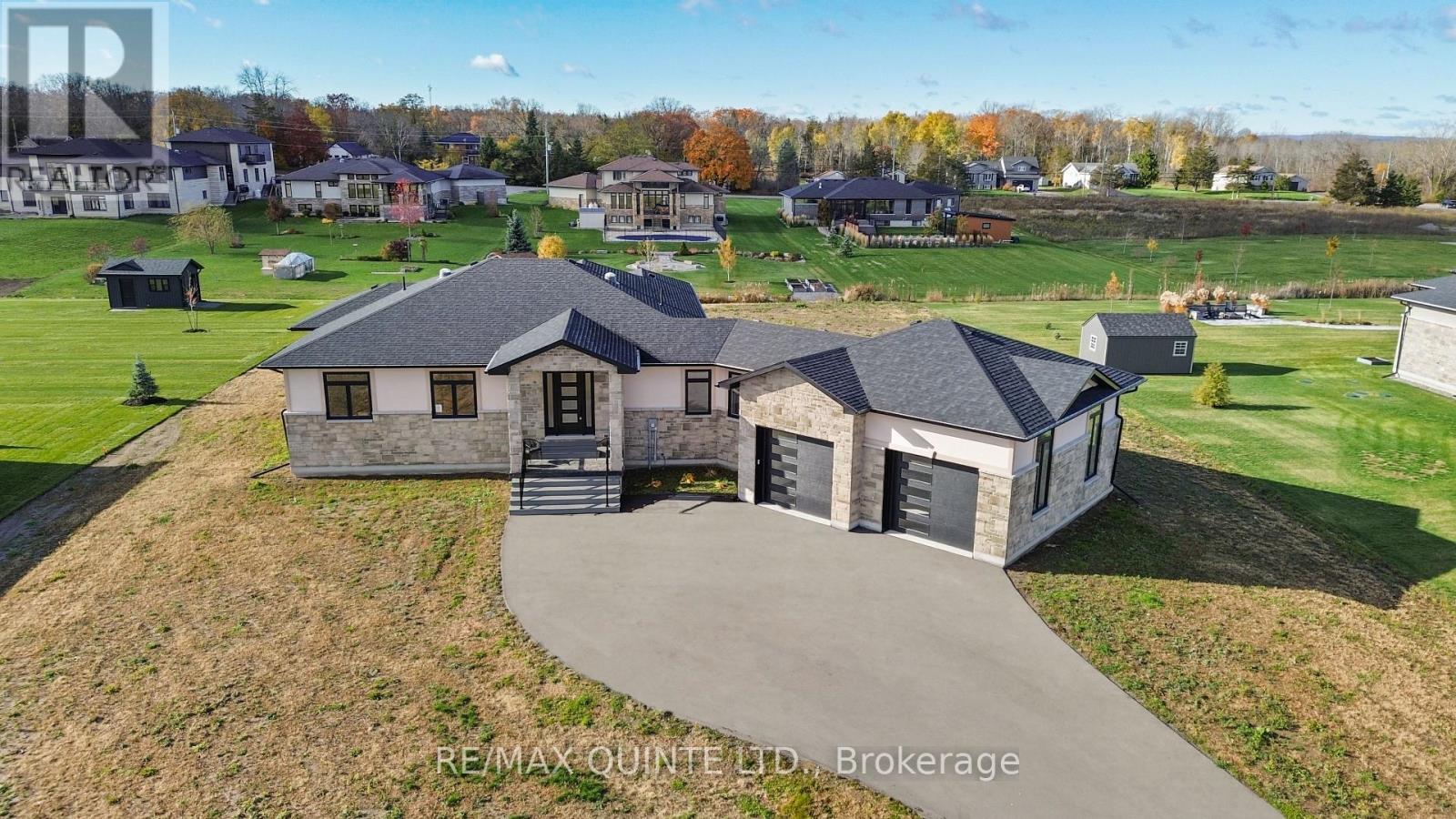 76 Navigation Drive, Prince Edward County, Ontario  K8N 0G1 - Photo 3 - X12508998