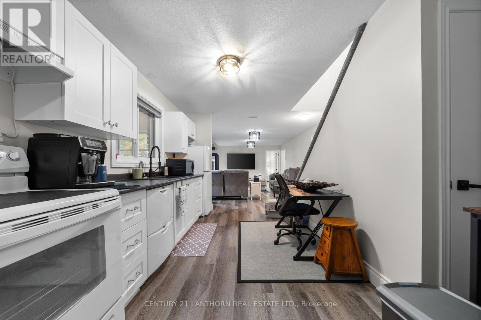 212 Main Street, Deseronto, Ontario  K0K 1X0 - Photo 32 - X12510434