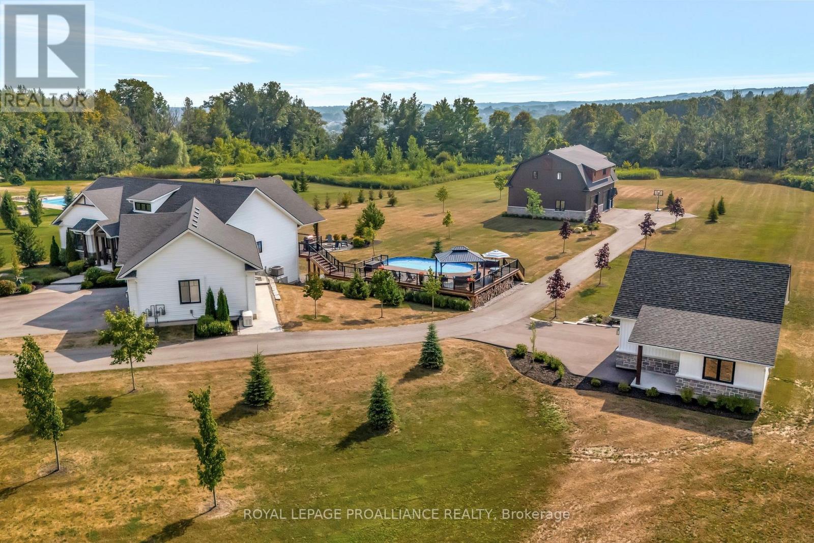 54 Georgina Street, Brighton, Ontario  K0K 1H0 - Photo 2 - X12511504