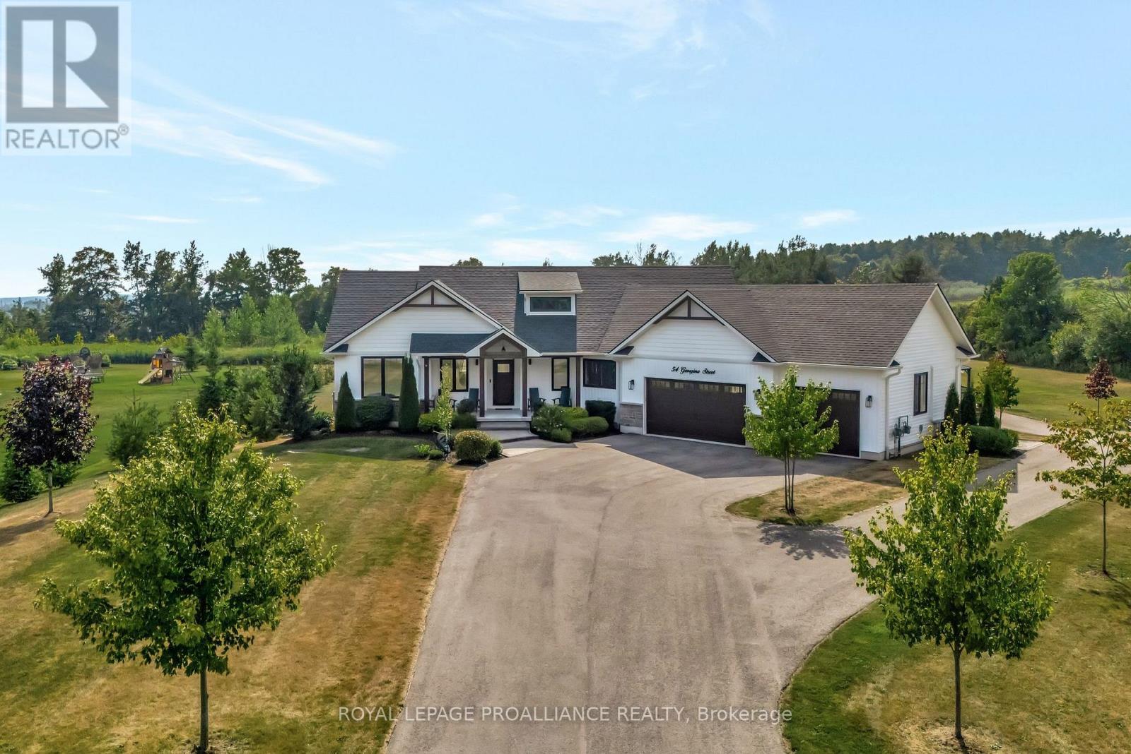 54 Georgina Street, Brighton, Ontario  K0K 1H0 - Photo 3 - X12511504