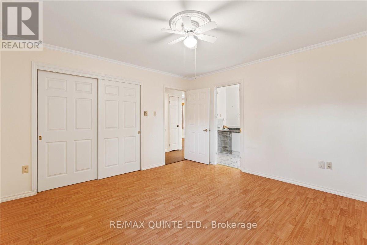 16 Maple Avenue, Prince Edward County, Ontario  K0K 2T0 - Photo 24 - X12512476