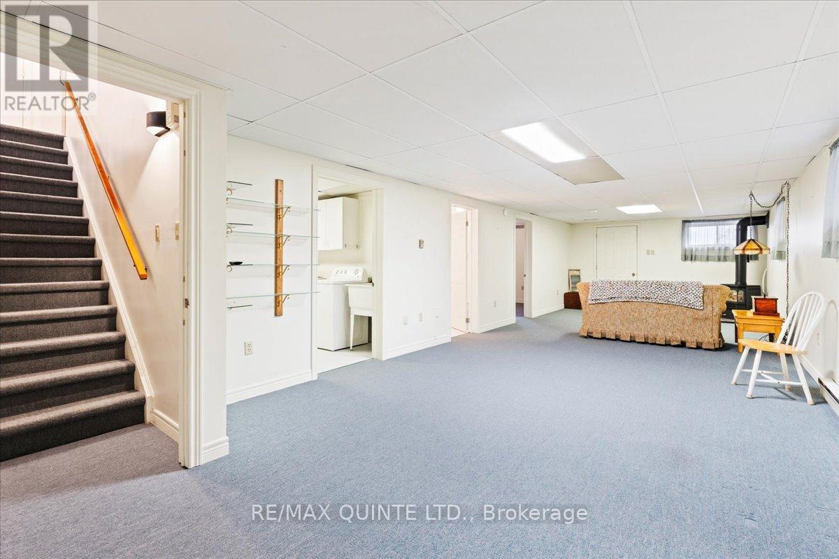 16 Maple Avenue, Prince Edward County, Ontario  K0K 2T0 - Photo 27 - X12512476