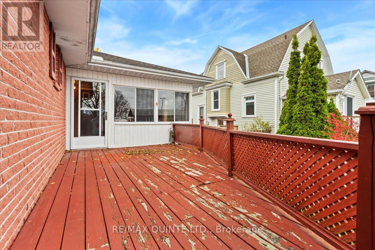 16 Maple Avenue, Prince Edward County, Ontario  K0K 2T0 - Photo 41 - X12512476