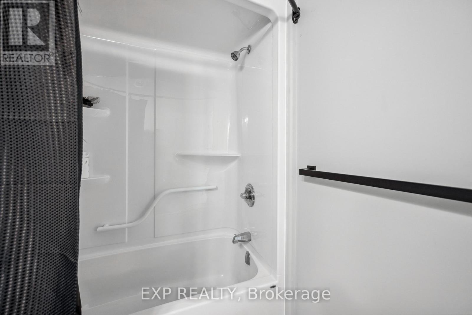 61 Athabaska Drive, Belleville, Ontario  K8N 0T1 - Photo 23 - X12512582