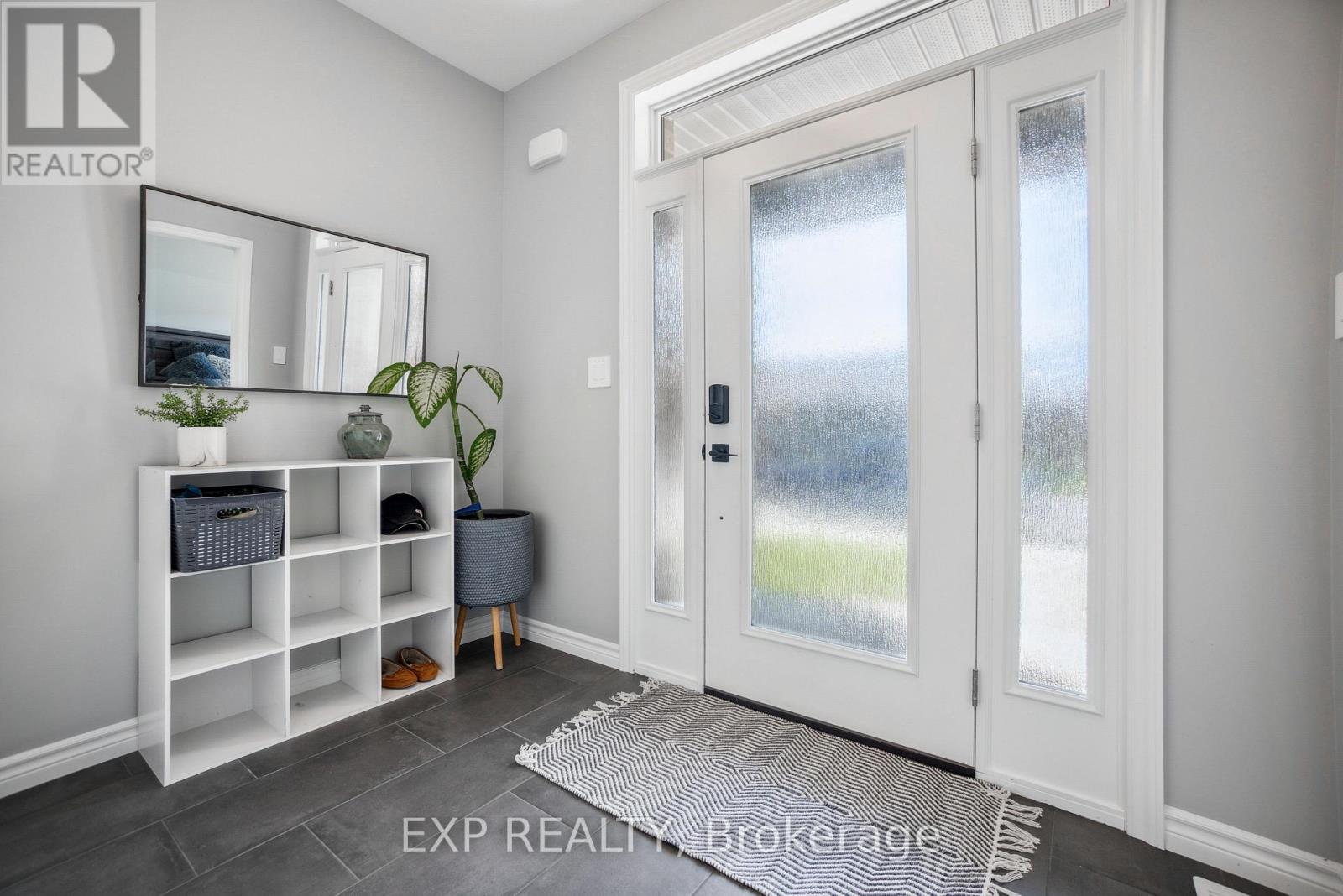 61 Athabaska Drive, Belleville, Ontario  K8N 0T1 - Photo 4 - X12512582