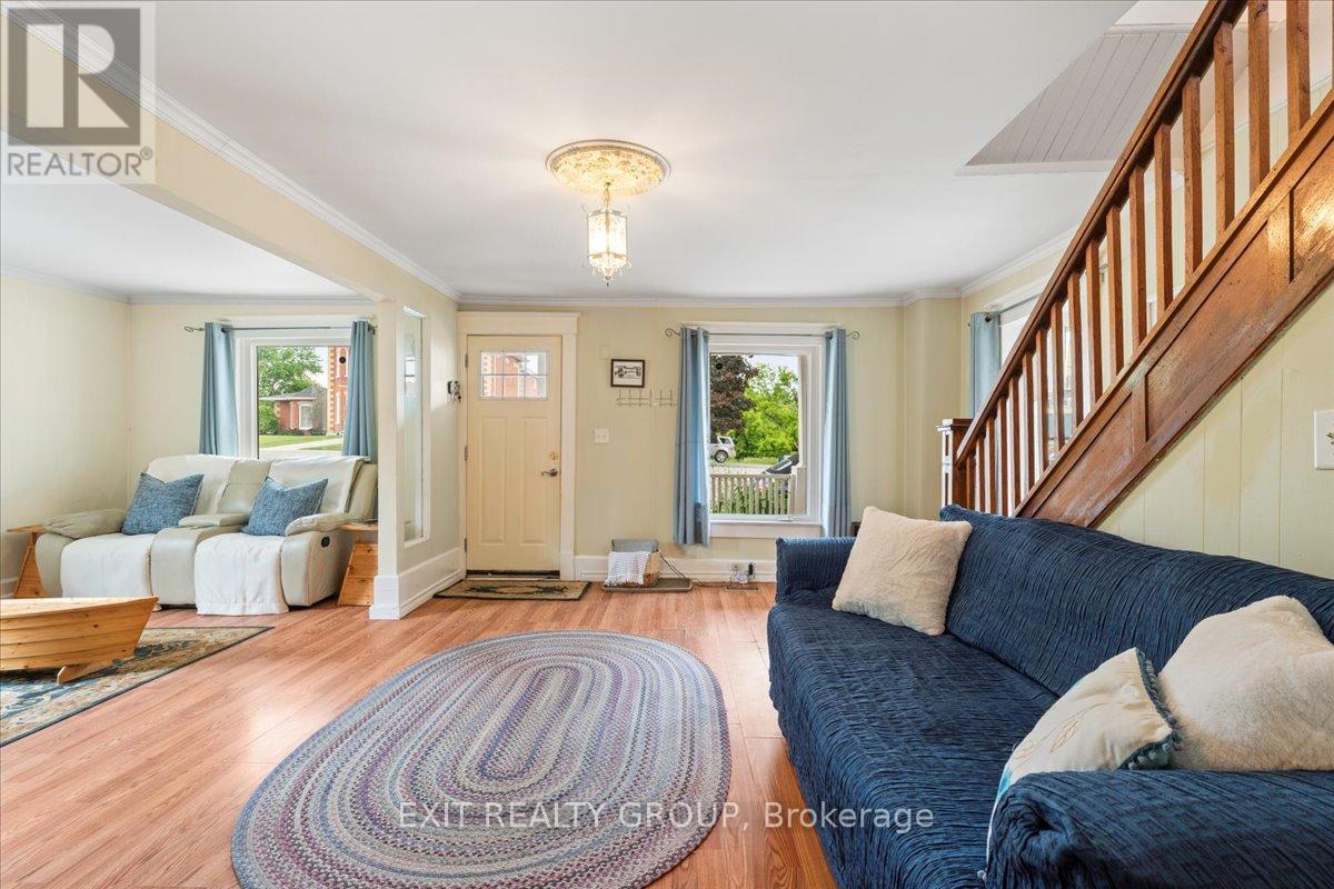 101 Durham Street S, Madoc, Ontario  K0K 2K0 - Photo 13 - X12514038