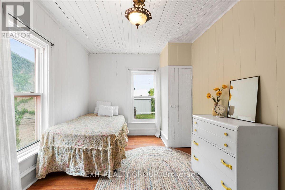 101 Durham Street S, Madoc, Ontario  K0K 2K0 - Photo 21 - X12514038