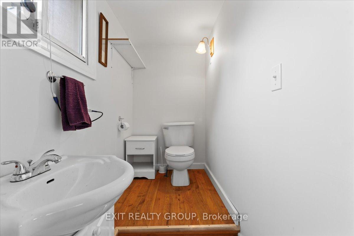 101 Durham Street S, Madoc, Ontario  K0K 2K0 - Photo 42 - X12514038