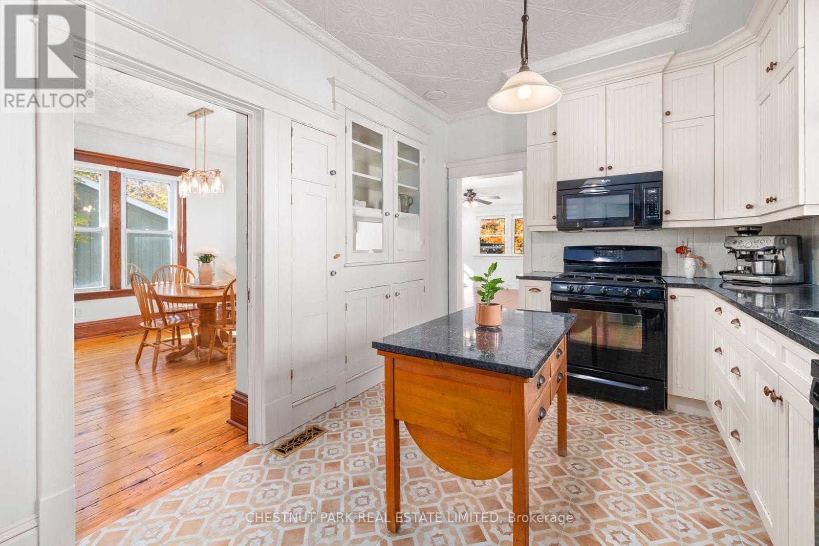 336 Bloomfield Main Street, Prince Edward County, Ontario  K0K 1G0 - Photo 17 - X12514412