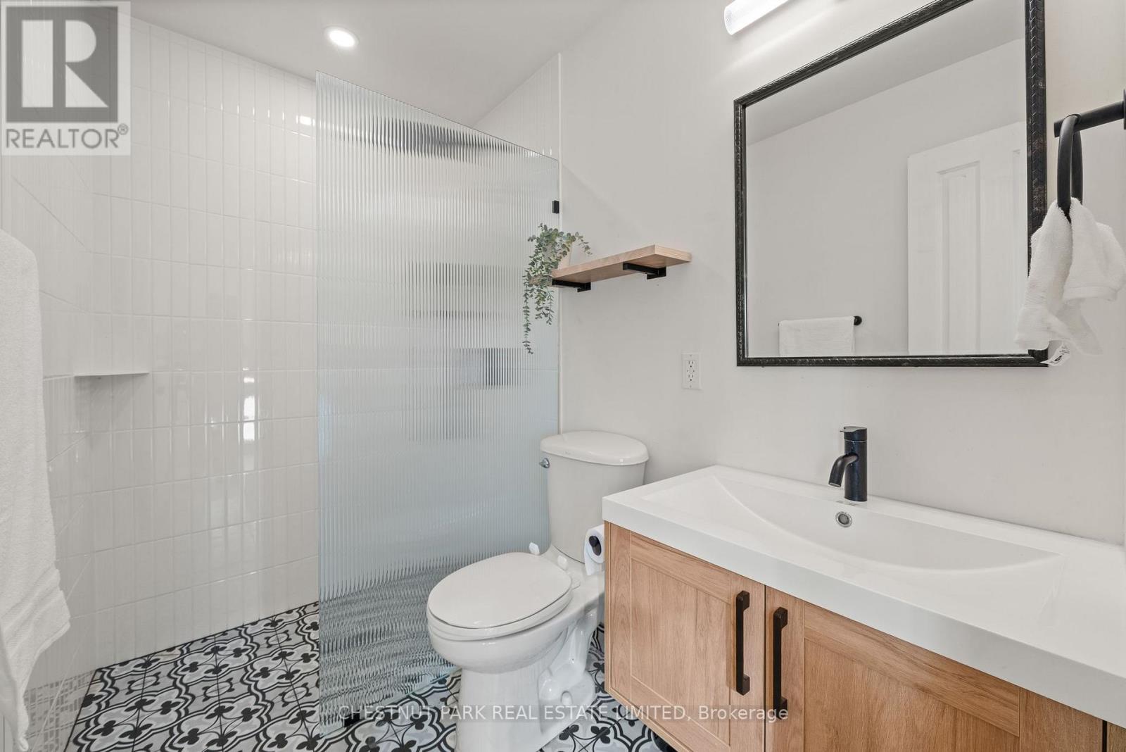 336 Bloomfield Main Street, Prince Edward County, Ontario  K0K 1G0 - Photo 37 - X12514412