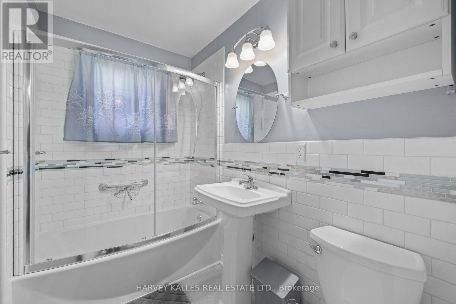 1075 County Rd 10 Road, Prince Edward County, Ontario  K0K 2T0 - Photo 11 - X12515348