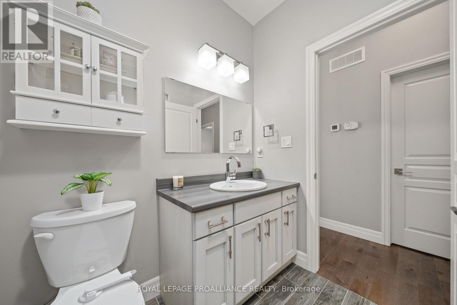 16 Hummingbird Drive, Belleville, Ontario  K8N 0H7 - Photo 19 - X12516292