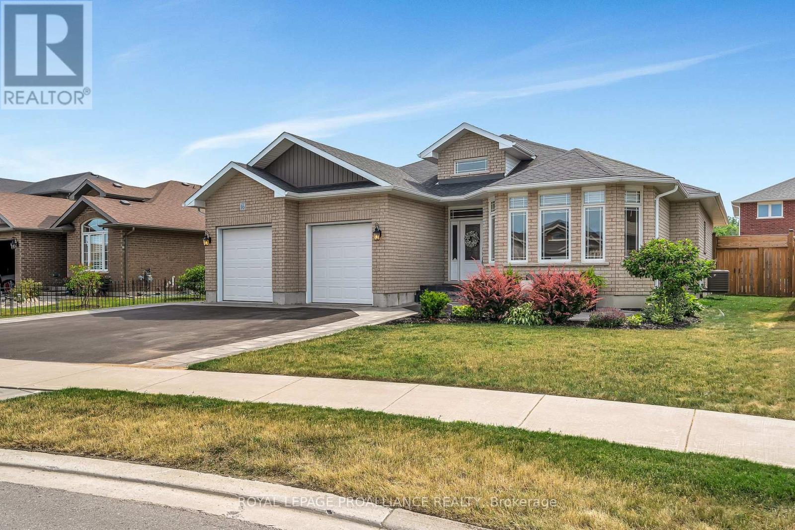 16 Hummingbird Drive, Belleville, Ontario  K8N 0H7 - Photo 2 - X12516292