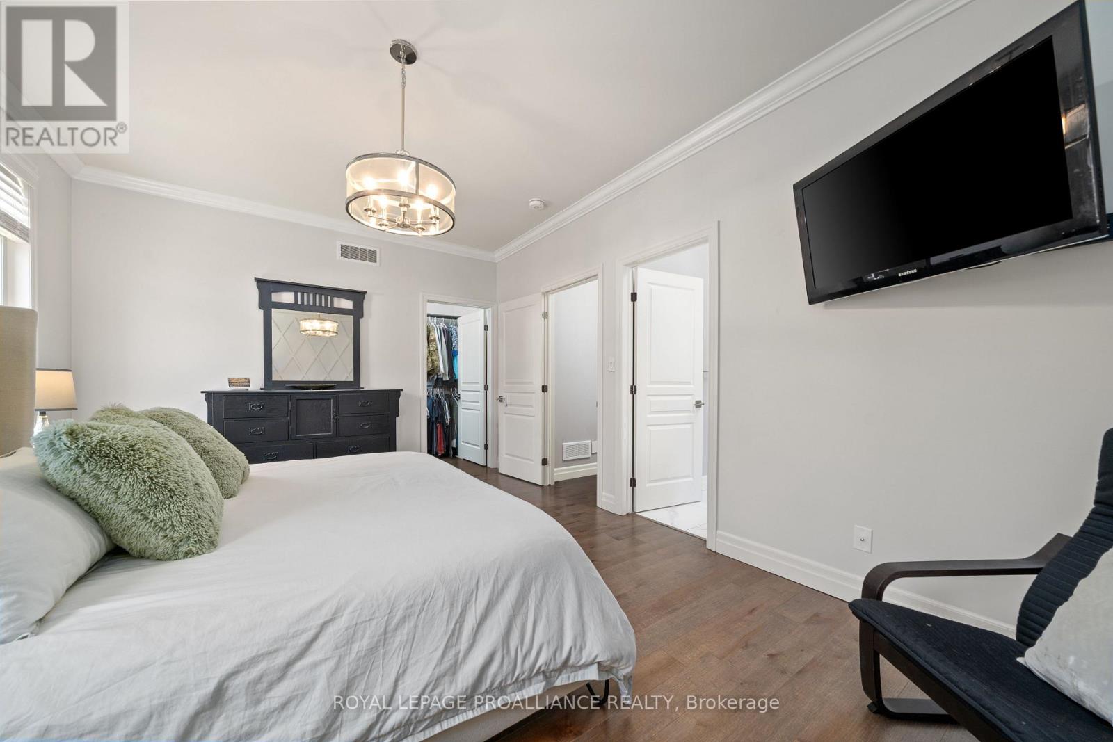 16 Hummingbird Drive, Belleville, Ontario  K8N 0H7 - Photo 23 - X12516292