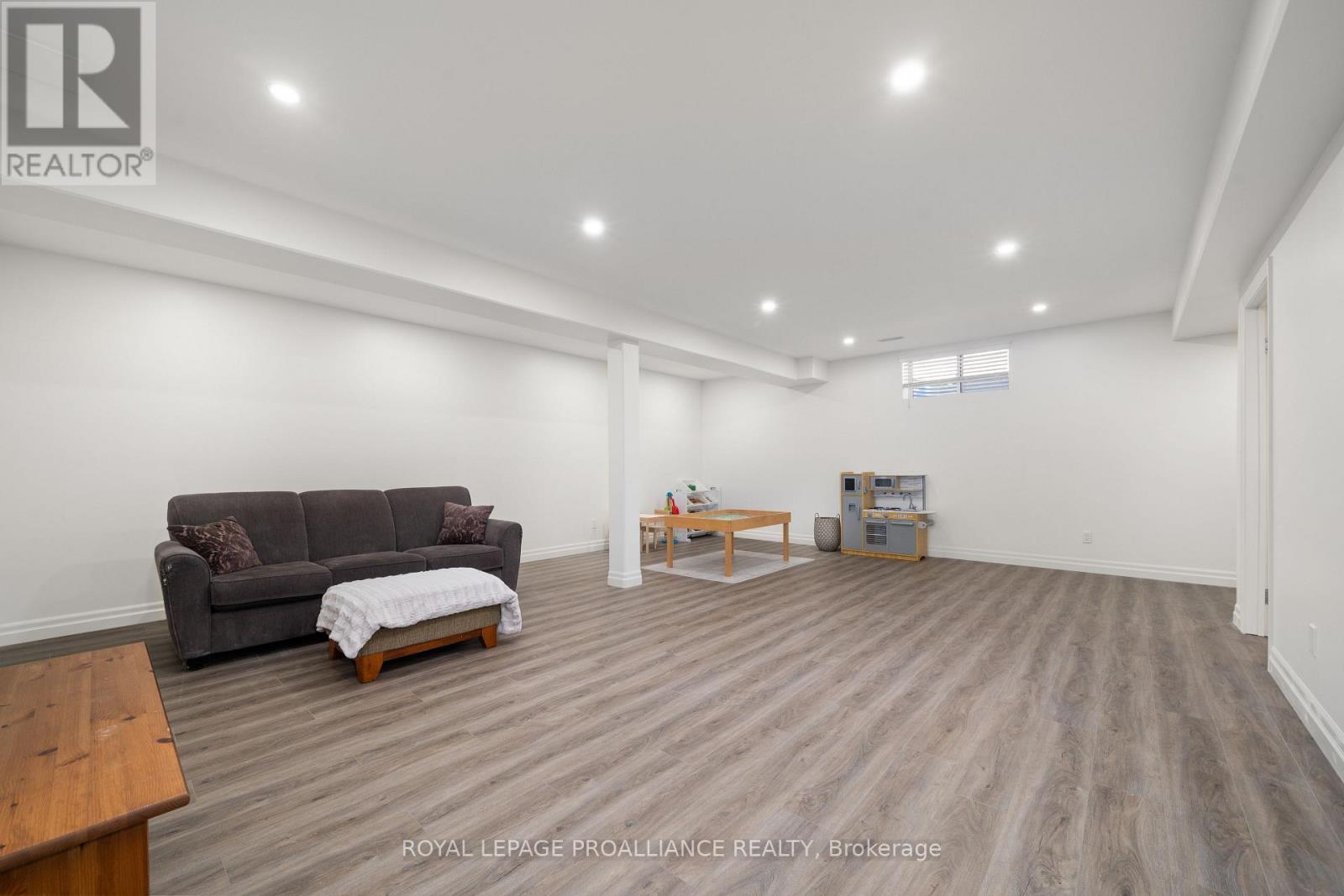 16 Hummingbird Drive, Belleville, Ontario  K8N 0H7 - Photo 29 - X12516292