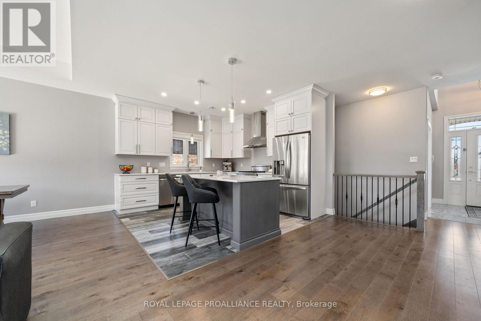 16 Hummingbird Drive, Belleville, Ontario  K8N 0H7 - Photo 9 - X12516292