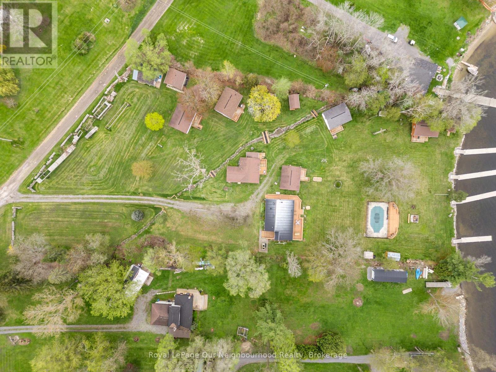 10 Richardson Road, Prince Edward County, Ontario  K0K 2T0 - Photo 2 - X12516810