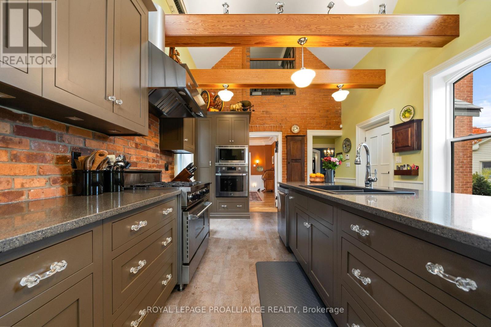 79 West Mary Street, Prince Edward County, Ontario  K0K 2T0 - Photo 15 - X12519578