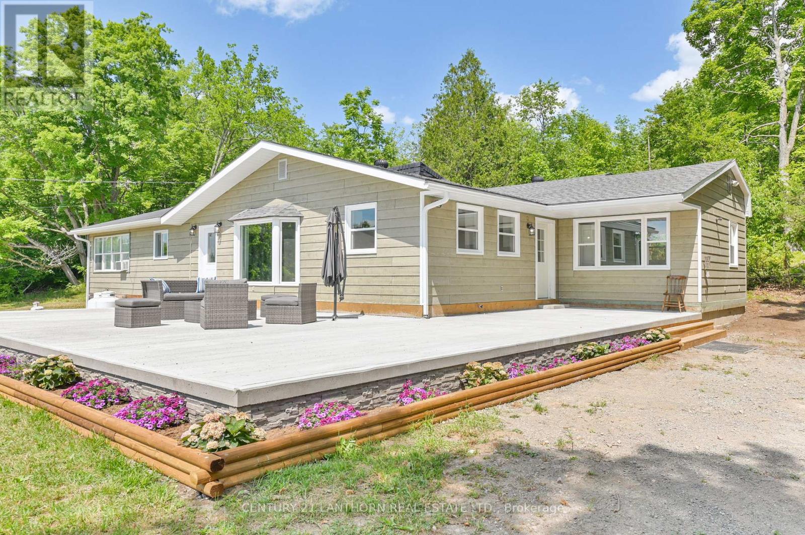 932 HUNT CLUB ROAD, Madoc, Ontario