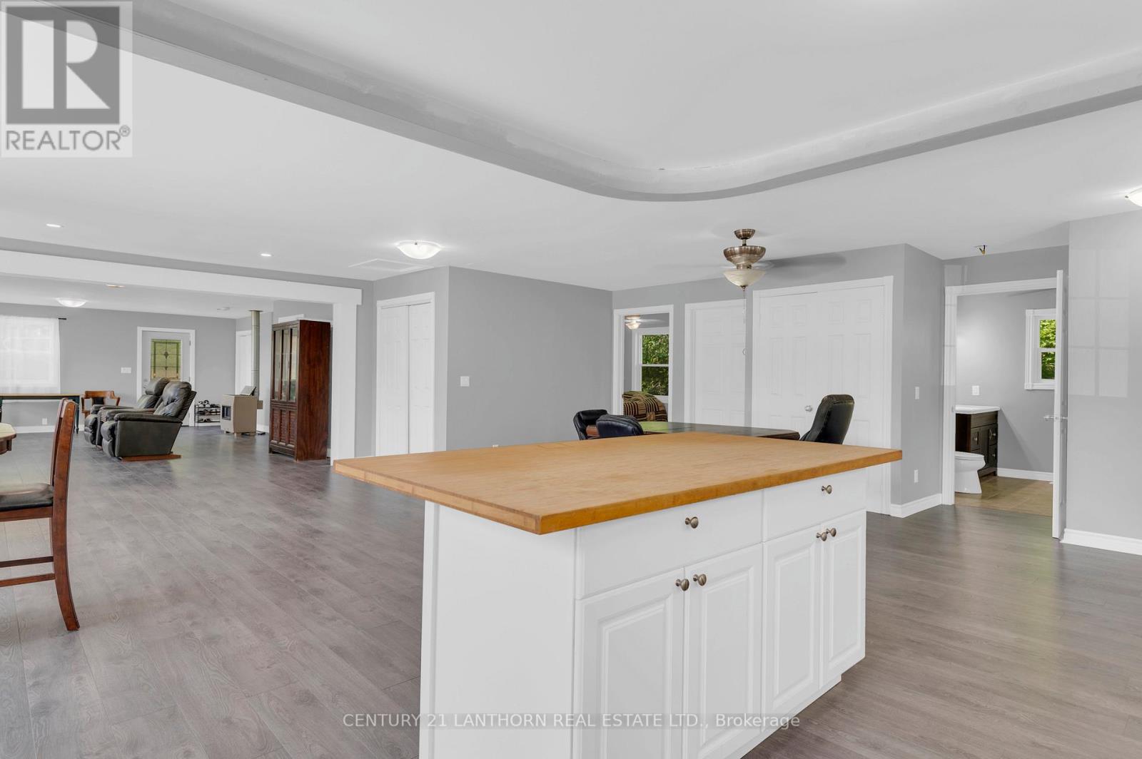 932 Hunt Club Road, Madoc, Ontario  K0K 2K0 - Photo 11 - X12520944