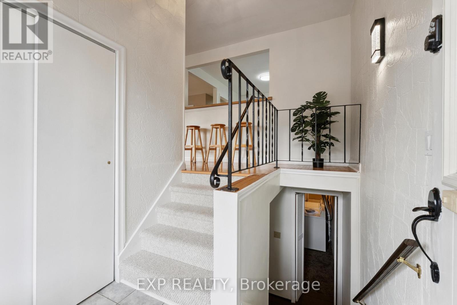 218 Farley Avenue, Belleville, Ontario  K8N 4L5 - Photo 4 - X12521346