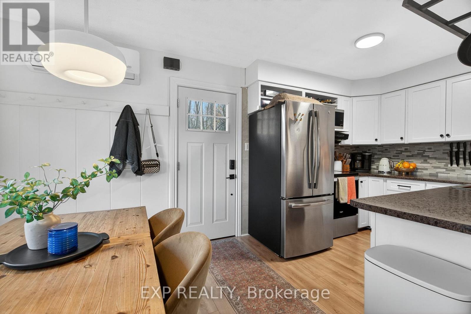 78 Fawcette Avenue, Prince Edward County, Ontario  K0K 2T0 - Photo 4 - X12522980