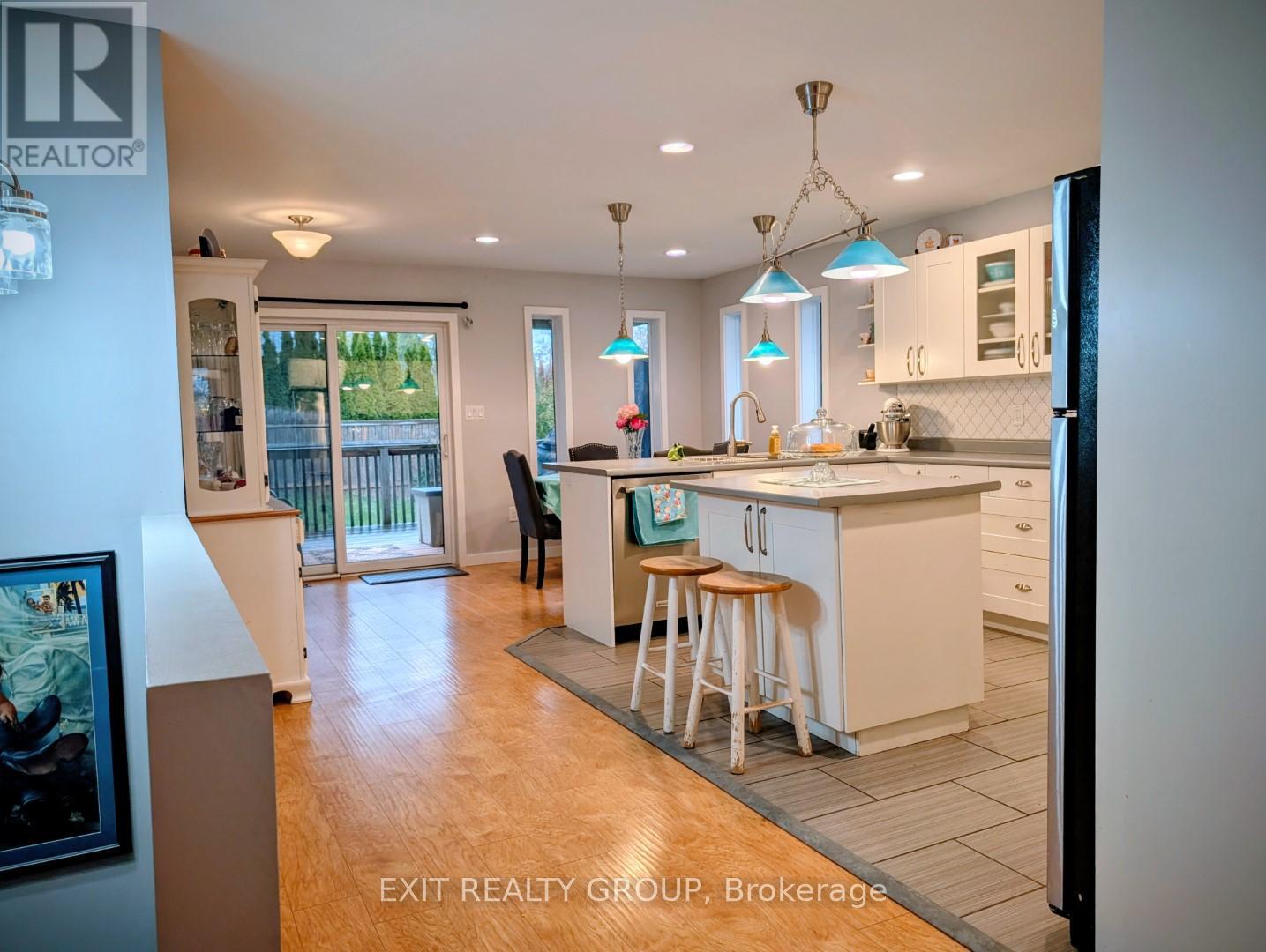 354 Riverside Parkway, Quinte West, Ontario  K0K 2C0 - Photo 12 - X12523330