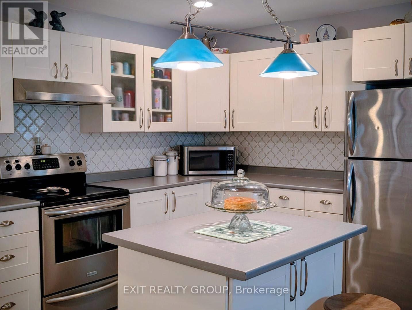 354 Riverside Parkway, Quinte West, Ontario  K0K 2C0 - Photo 13 - X12523330