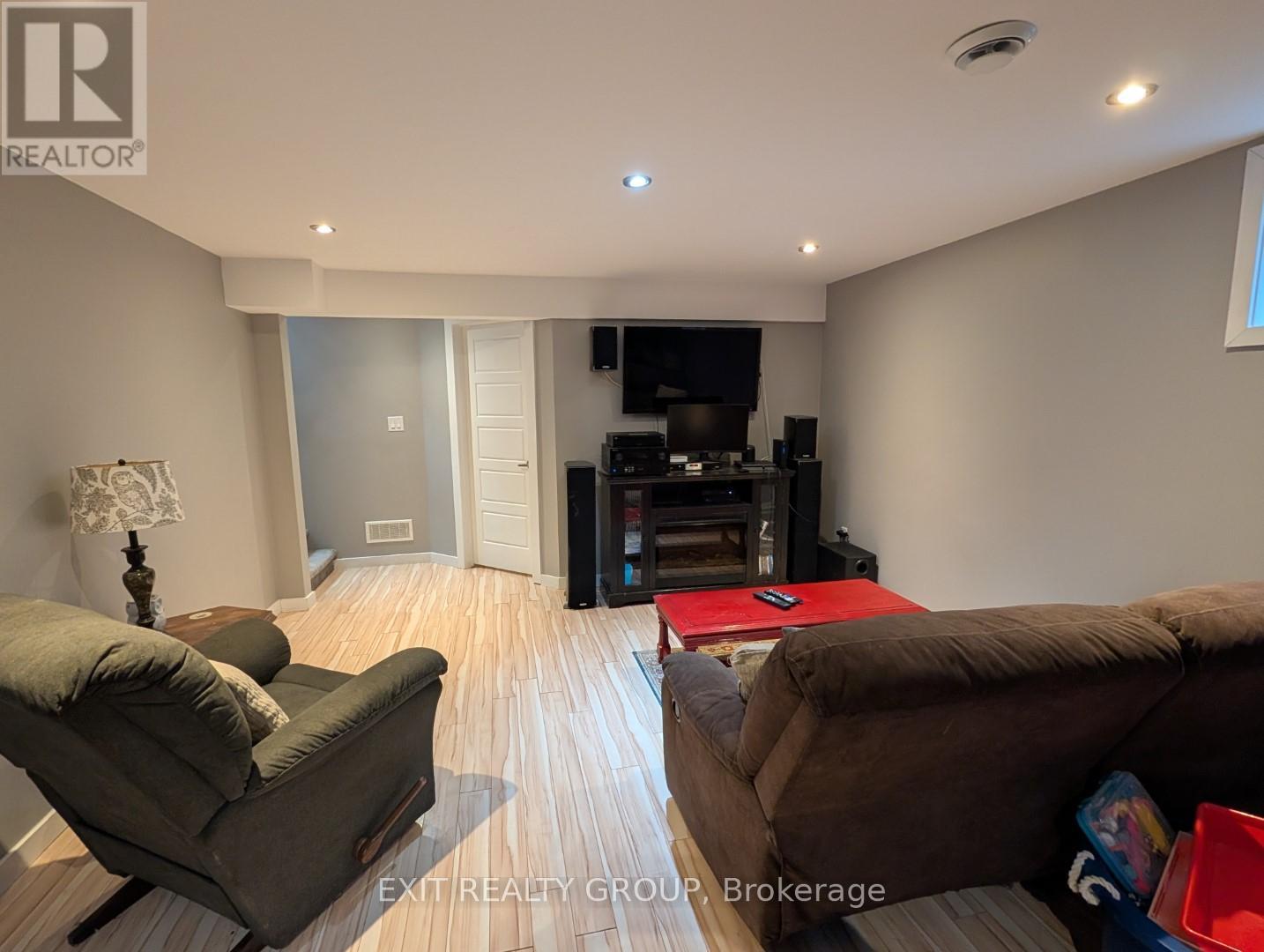 354 Riverside Parkway, Quinte West, Ontario  K0K 2C0 - Photo 24 - X12523330