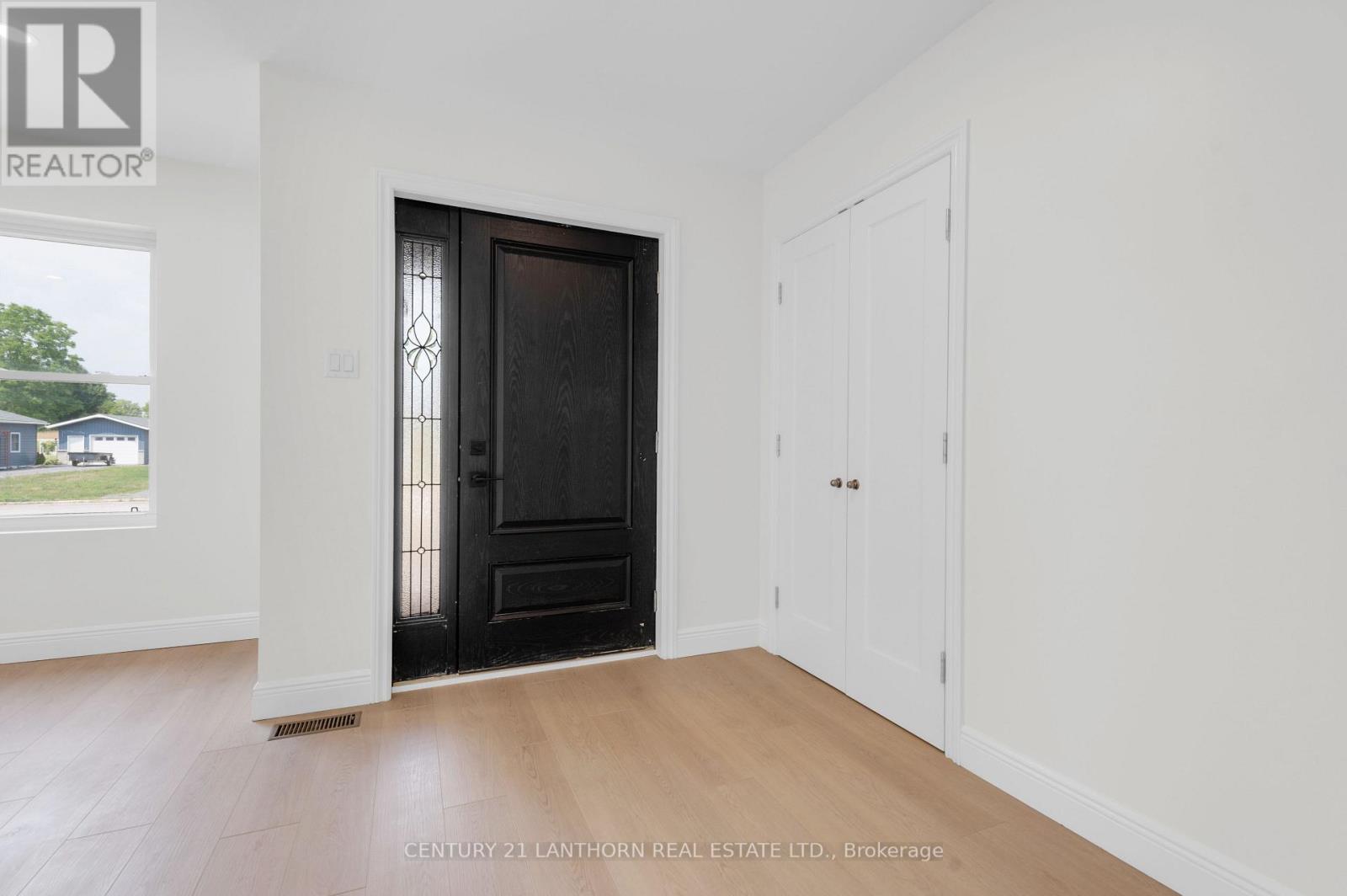 91 Duncan Street, Centre Hastings, Ontario  K0K 2K0 - Photo 6 - X12523624