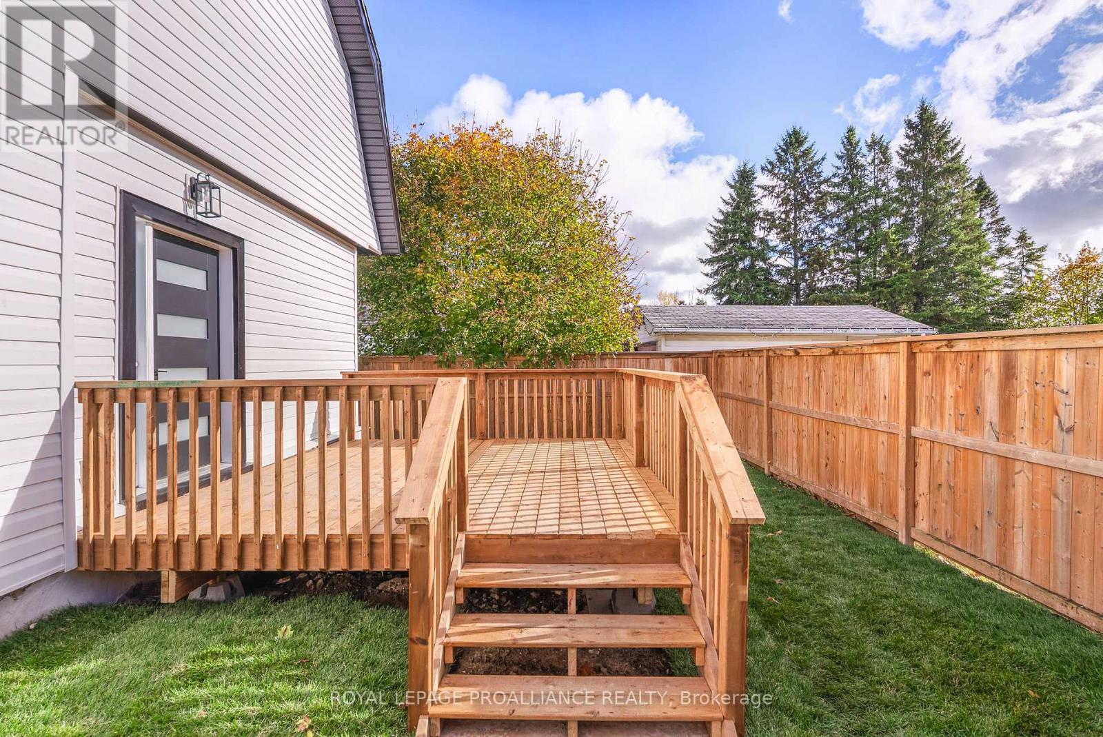 97 Donald Street S, Belleville, Ontario  K8P 2J6 - Photo 28 - X12523940