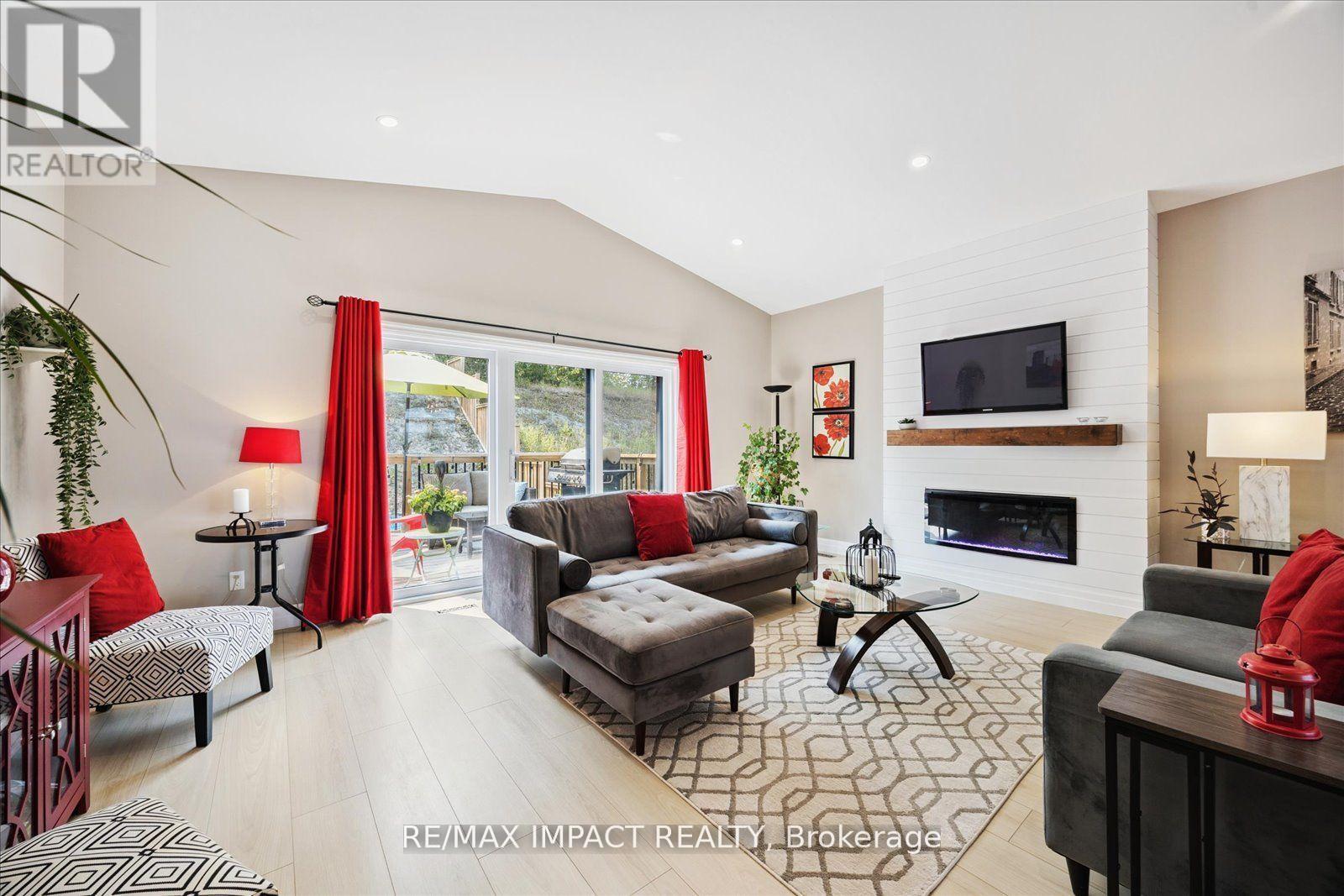 53 Meagan Lane, Quinte West, Ontario  K0K 2C0 - Photo 4 - X12524154