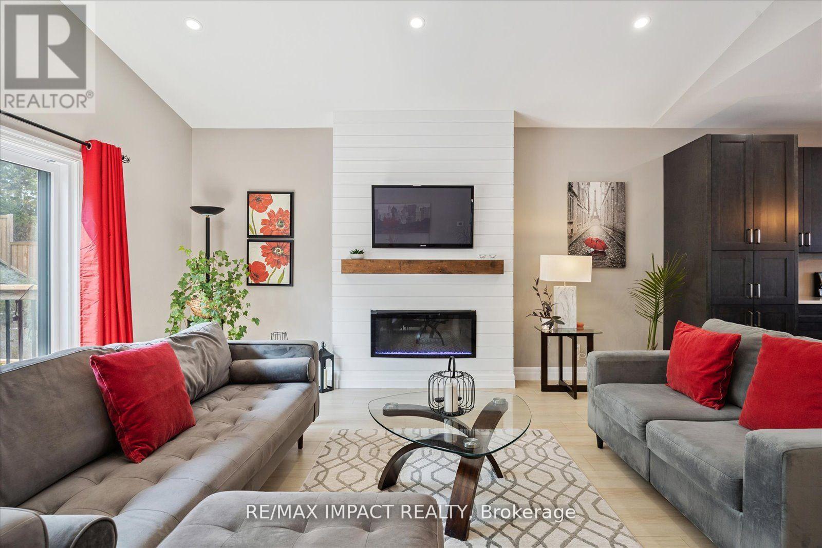 53 Meagan Lane, Quinte West, Ontario  K0K 2C0 - Photo 6 - X12524154