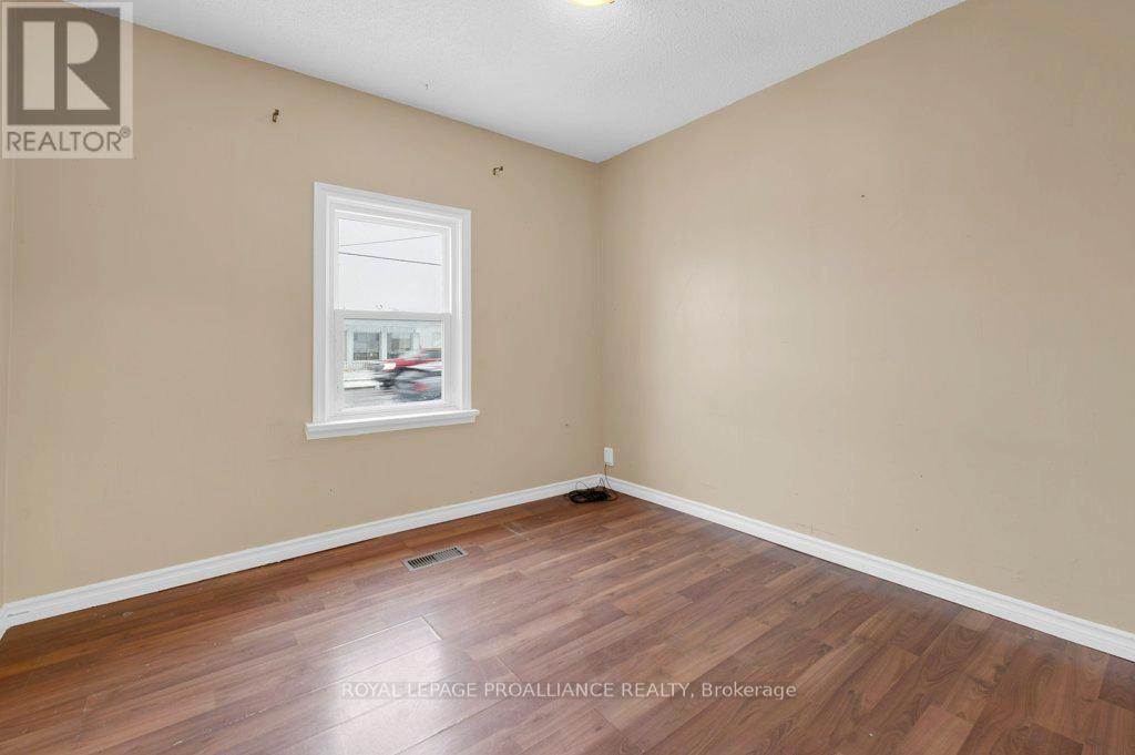 325 Sidney Street, Belleville, Ontario  K8P 3Z5 - Photo 15 - X12528806