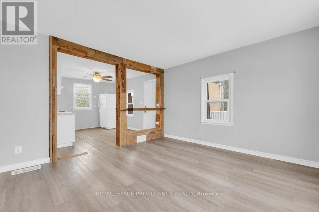 325 Sidney Street, Belleville, Ontario  K8P 3Z5 - Photo 24 - X12528806