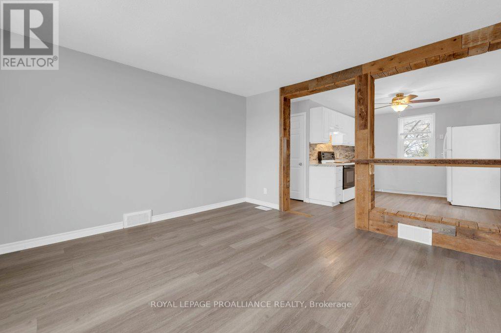 325 Sidney Street, Belleville, Ontario  K8P 3Z5 - Photo 25 - X12528806