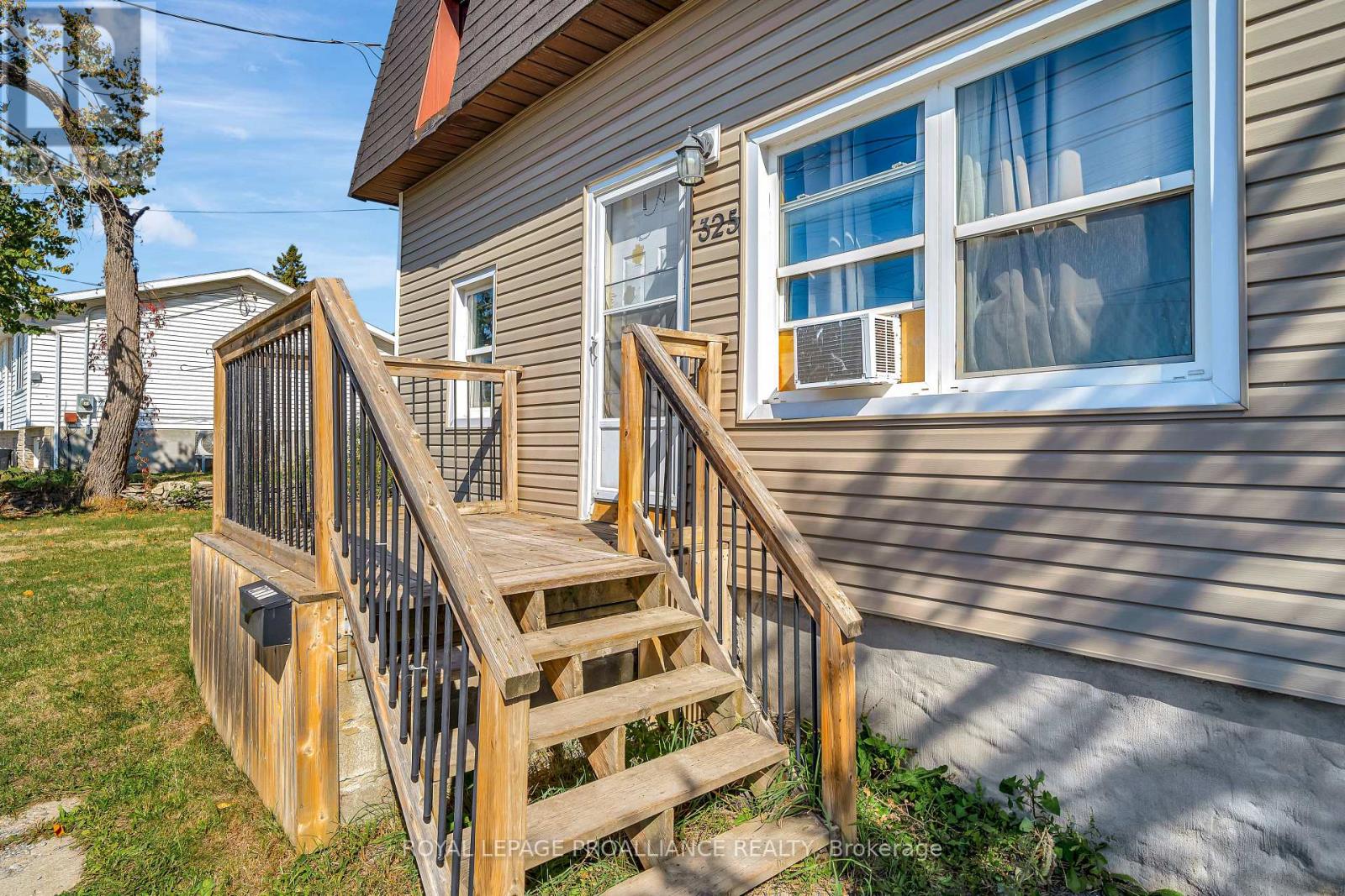 325 Sidney Street, Belleville, Ontario  K8P 3Z5 - Photo 6 - X12528806