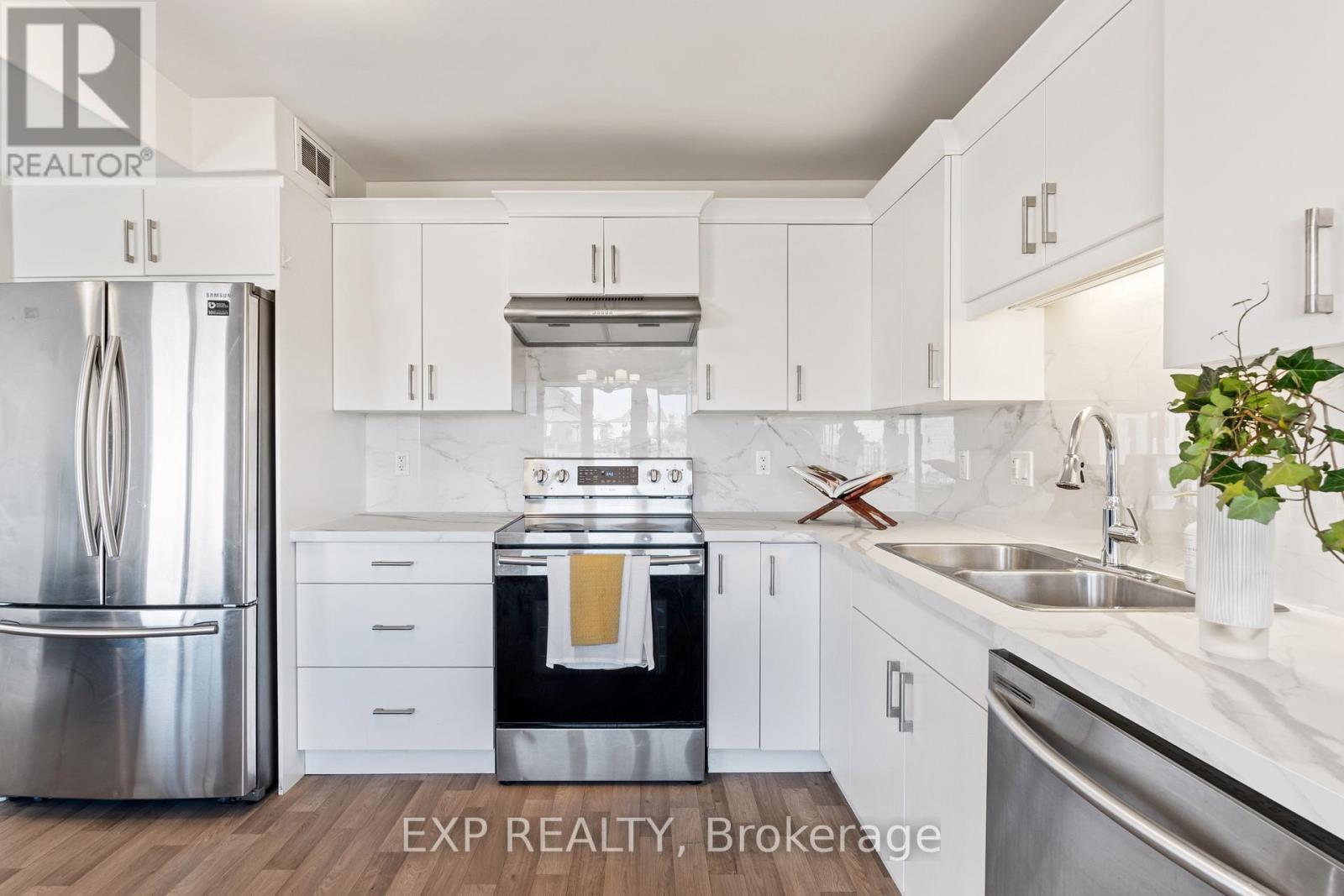 10 Cobblestone Street, Belleville, Ontario  K8P 0E4 - Photo 11 - X12529324