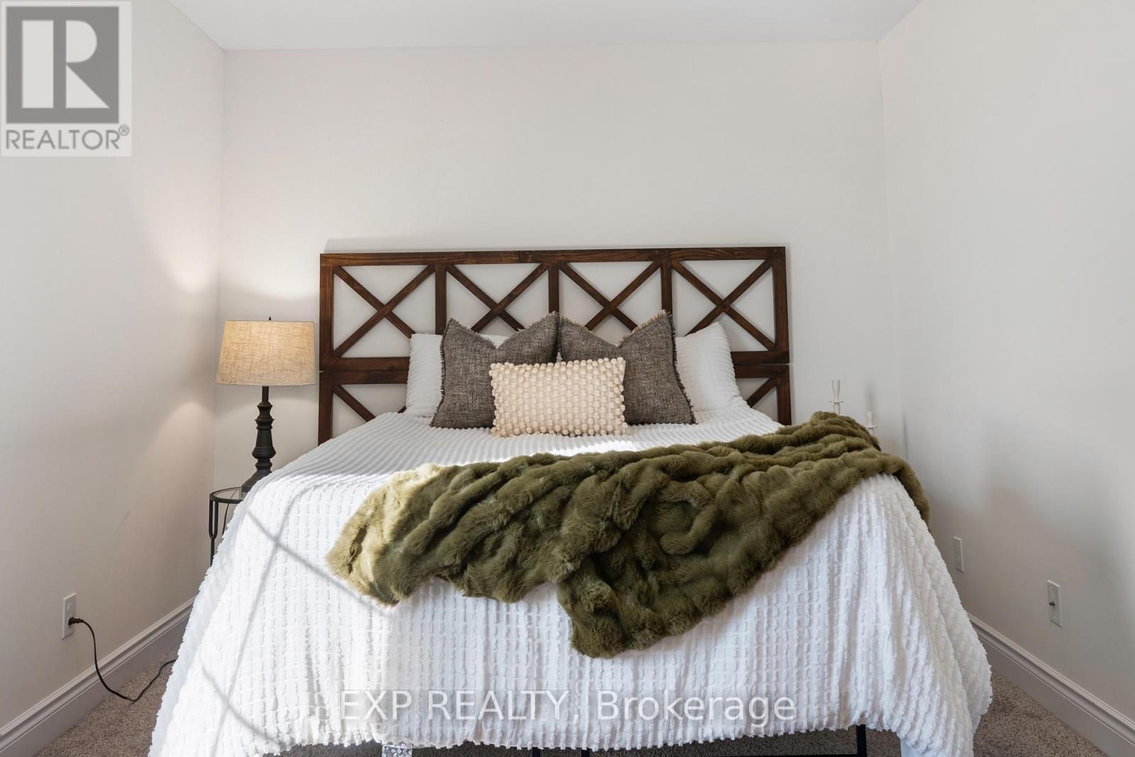 10 Cobblestone Street, Belleville, Ontario  K8P 0E4 - Photo 15 - X12529324