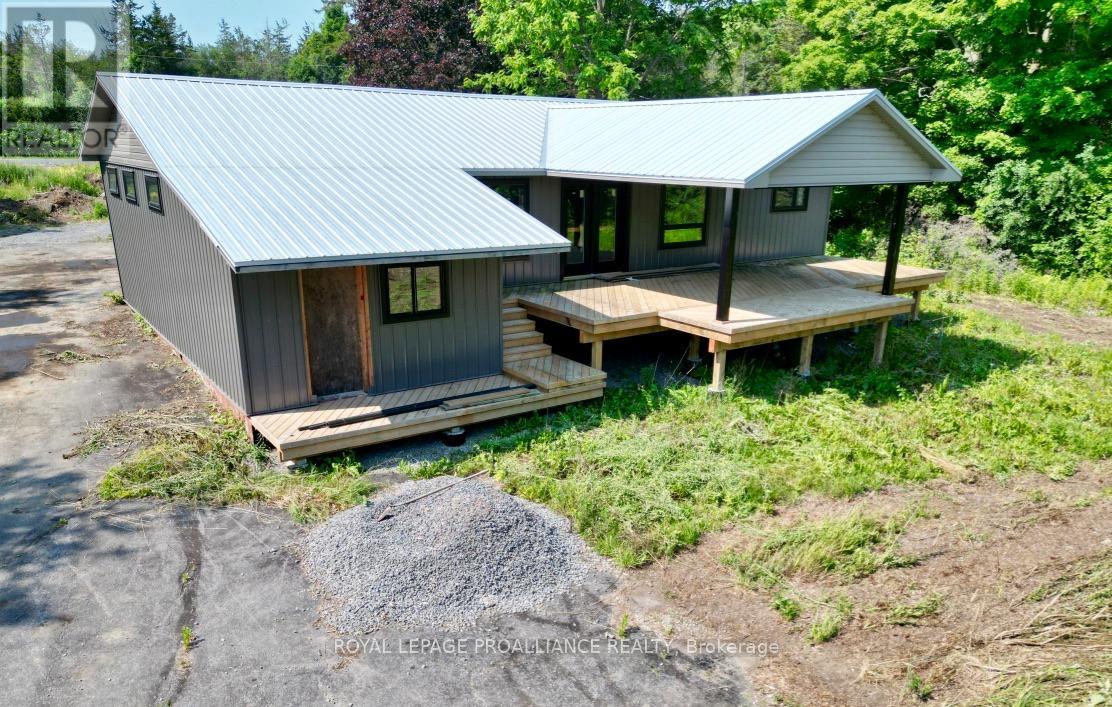 3628 County Road 1, Prince Edward County, Ontario  K0K 1G0 - Photo 4 - X12532504