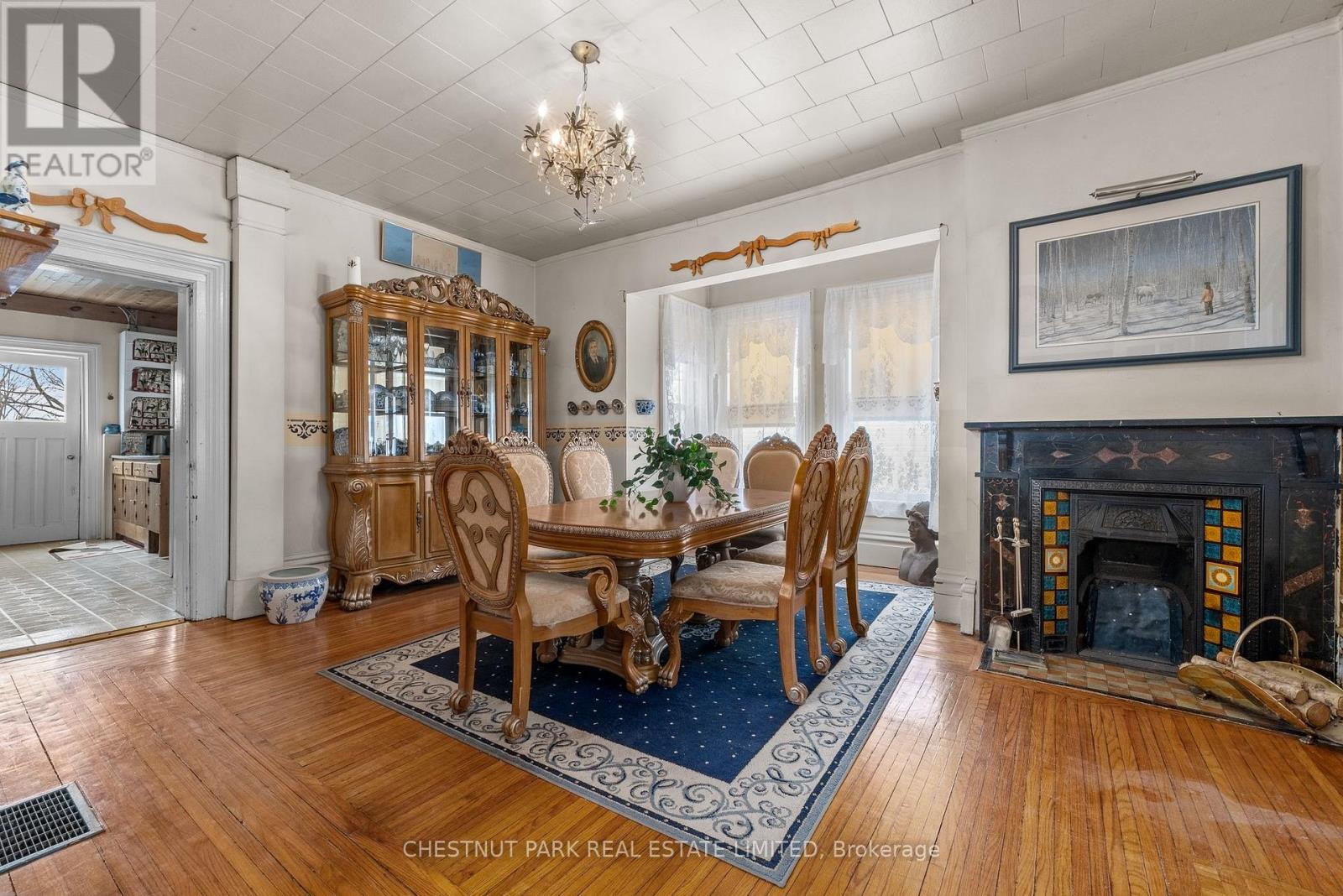 12 Maple Avenue, Prince Edward County, Ontario  K0K 2T0 - Photo 10 - X12533608